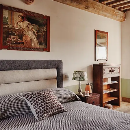 Torre del Sole full serviced villa Vaiano (Lazio)